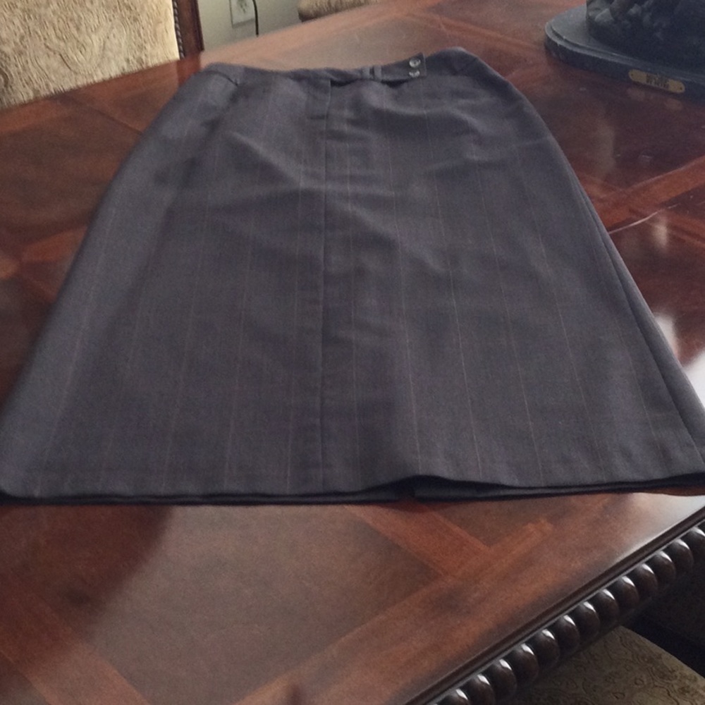 Harve Bernard maxi length skirt